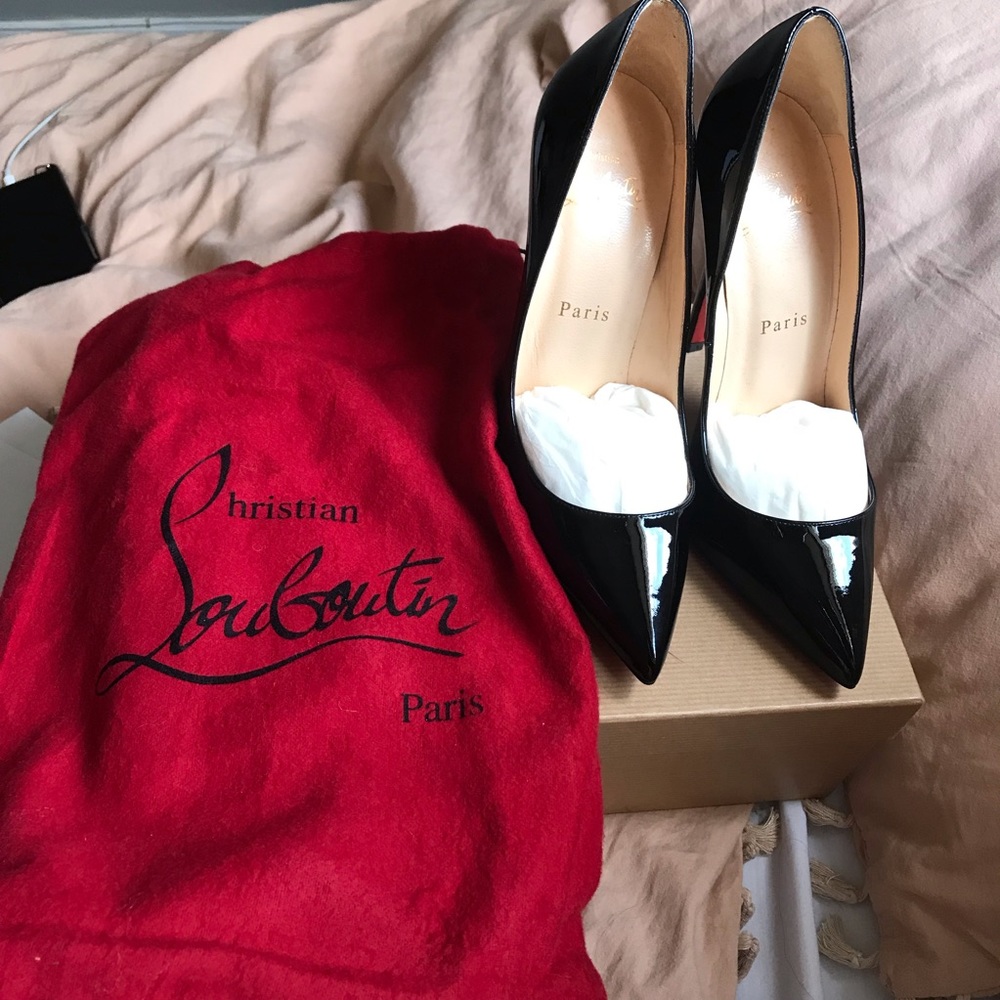 Christian Louboutin - Picture 1 of 5